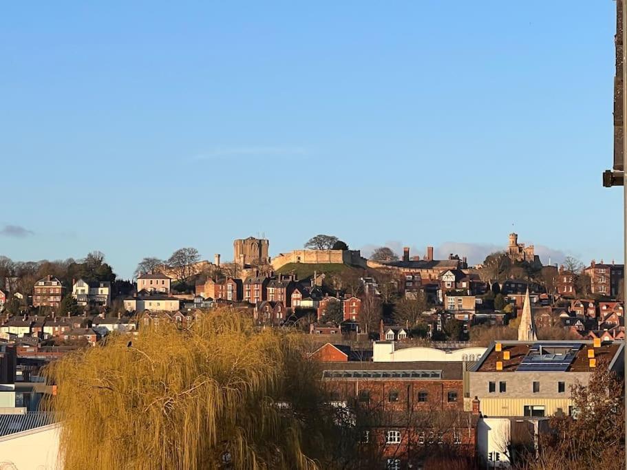 Lincoln View Sleeps 4 Balcony Self Check-In公寓 外观 照片